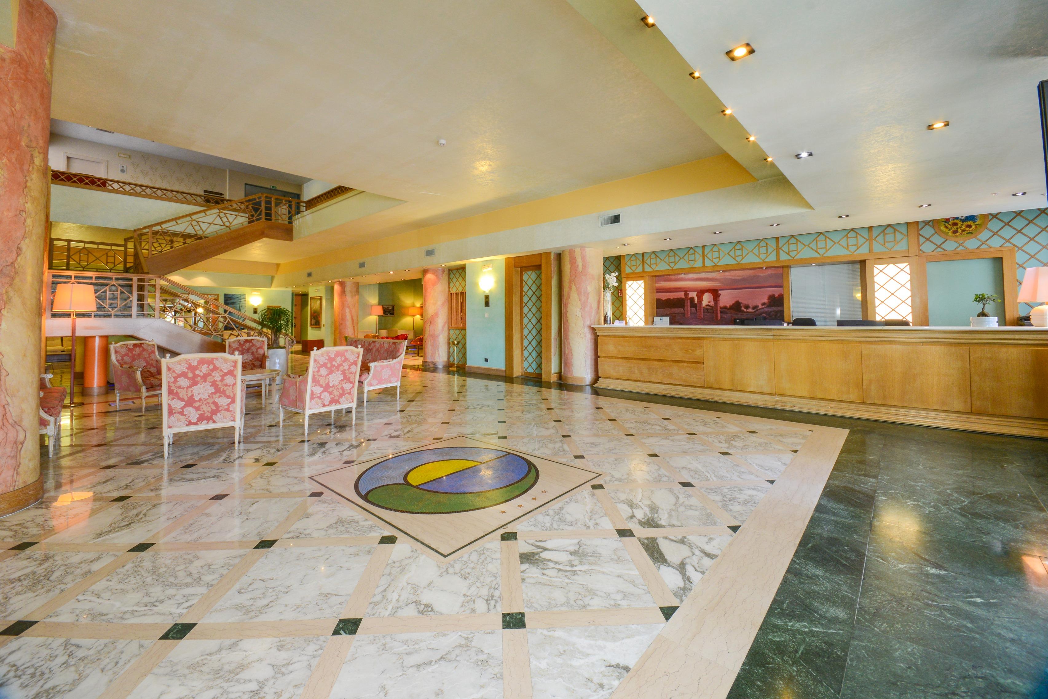 Hotel Oliveto Desenzano del Garda Esterno foto