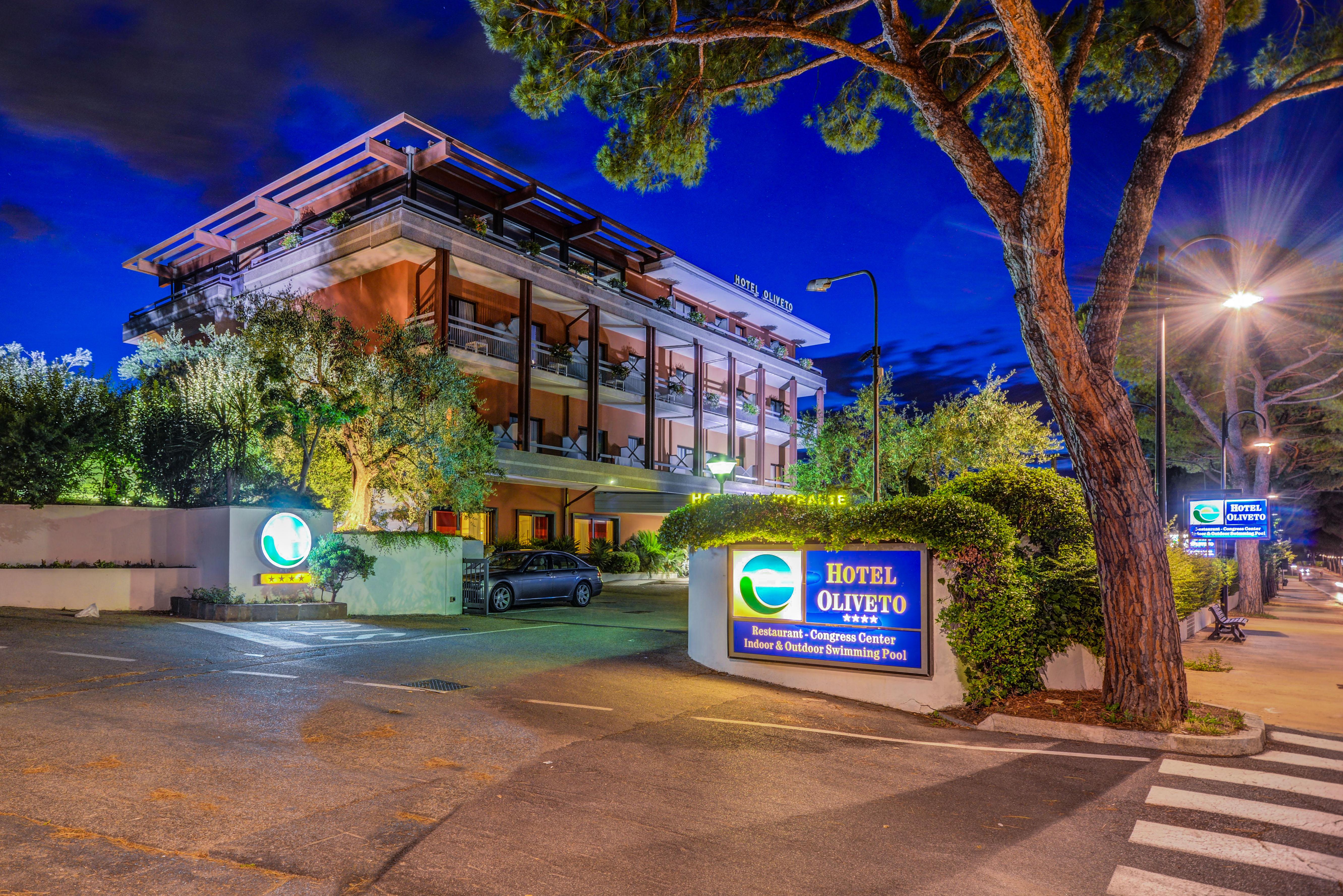 Hotel Oliveto Desenzano del Garda Esterno foto