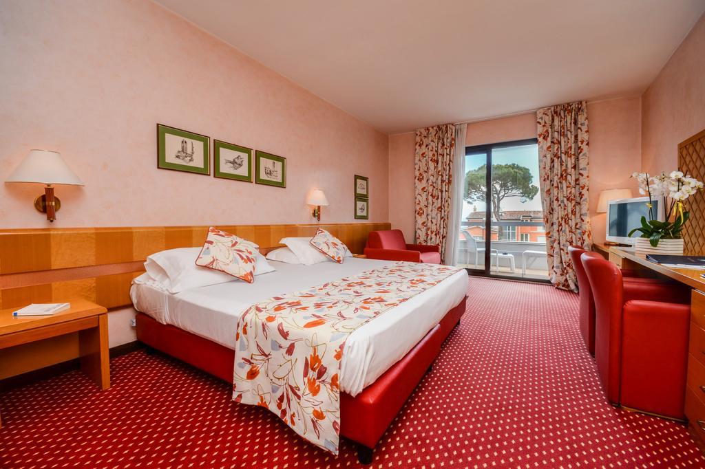 Hotel Oliveto Desenzano del Garda Esterno foto